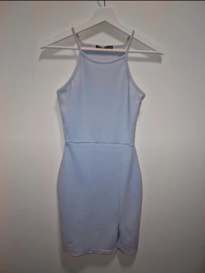 MiniKlänning - Användad en gång. Fint skick. Passar Xs och S. 