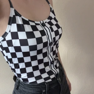 Rutigt linne - Rutigt linne, köpt secondhand!