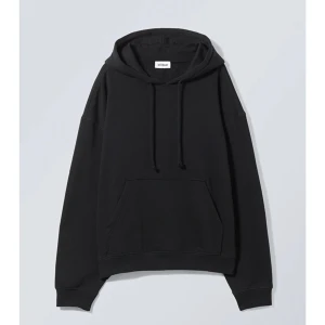 Svart weekday hoddie  - Svart hoodie weekday, känns som S-M lite overzize med andra ord!!!