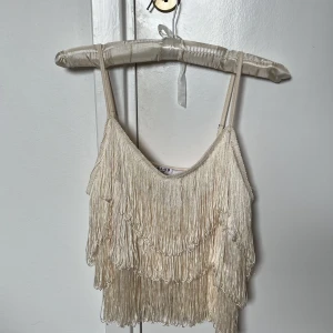 Fint linne - Så fint linne från NA-KD som är i toppskick! Det har inga defekter alls❤️ Skriv gärna privat om du har några frågor❤️