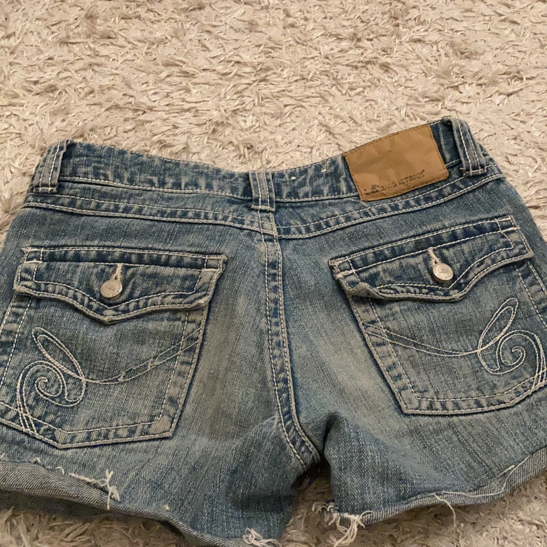 Lågmidjade shorts  - 90