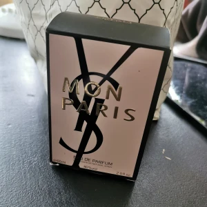 60 ml äkta ysl  - 60 ml 