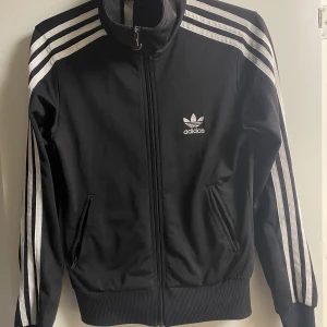 adidas hoodie - SMALL! 