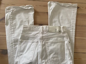Jeans - Säljer dessa fina jeans från tiger of sweden storlek 26/34
