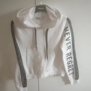 Luvtröja - Begagnad men helt okej skick. 