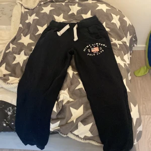 Mjukis byxor polo säljs - Riktigt bra skick inget har hänt dom bra kvalite 