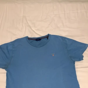 Gant t-shirt  - Snygg gant t shirt 