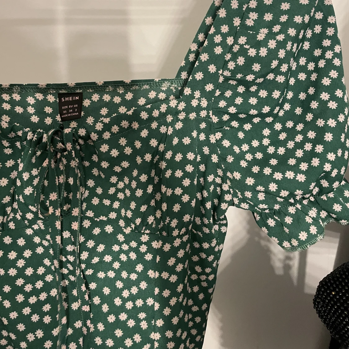 Blommig klänning från shein - 91