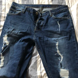 Adriand hammond - Ah jeans i storlek 32/32