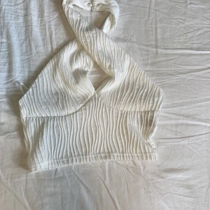 Halterneck - Jättefin sommartopp halterneck  Xs-S