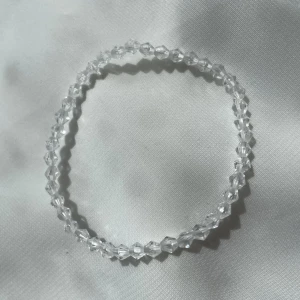 Armband  - Pärlarmband för 10kr+13kr frakt 