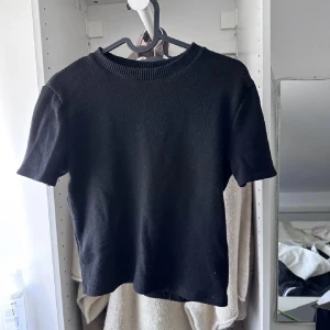 Kashmir insp - Insp Kashmir tshirt från Zara. Aldrig använd och endast 350:- Först till kvarn