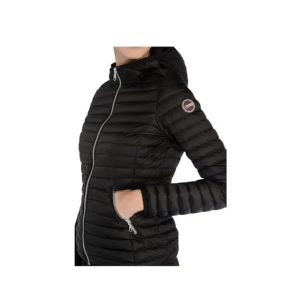 Colmar jacka - Säljer denna snygga colmar jacka, använd två gånger så helt som ny