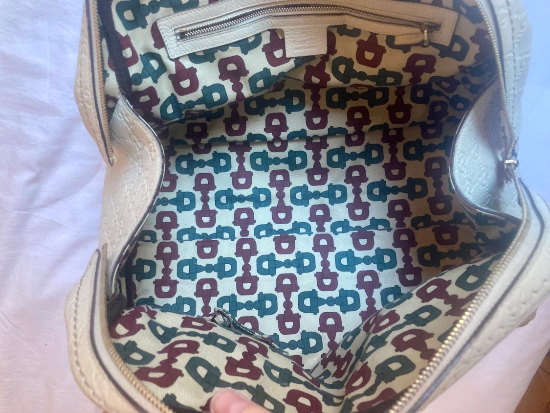 Gucci, vit skinnvästs, handväska, guccissima - 90