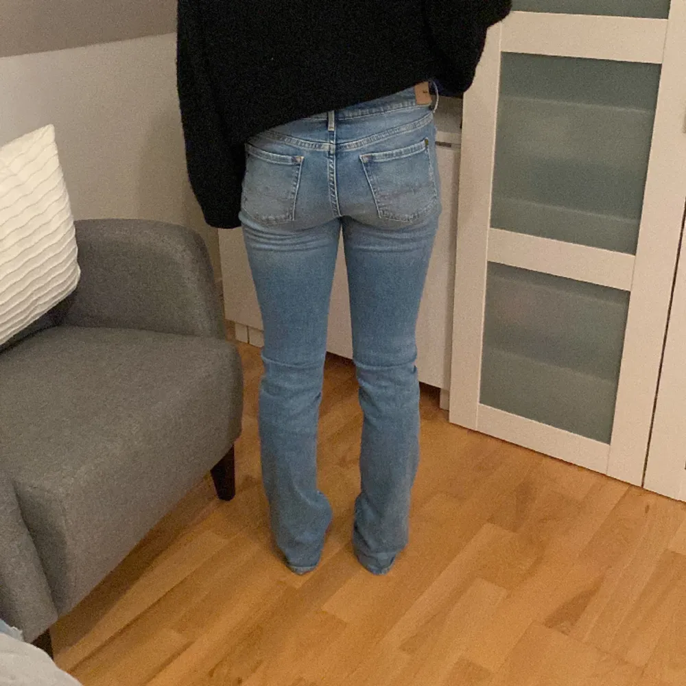 Ljusblå Pepe jeans!Mycket bra skick då de är helt oanvända!☺️ Slutsålda på hemsidan, Pris kan diskuteras!. Jeans & Byxor.