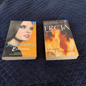 Exhäxorna - Jane Moore & Freja - Johanne Hildebrandt - Böcker! Freja, sagan om Valhalla av Johanne Hildebrandt och Exhäxorna av Jane Moore. ✨ Priset är för en bok! Båda för 90 kr. (Frakt ingår ej)