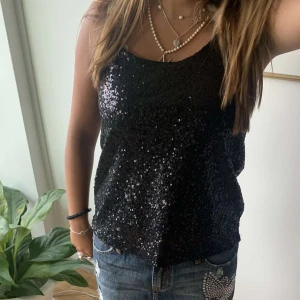 Topp - En as snygg fest topp💞