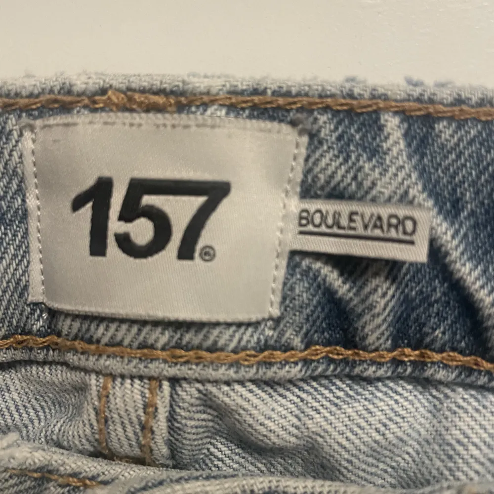 Vida högmidjade jeans från lager 157, modellen boulevard. Använt mycket men i fint skick. Storlek S. . Jeans & Byxor.
