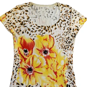 Cool topp - Tröja med mönster och pärlor! Snygg passform!💞