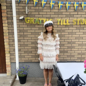 Bymalina klänning  - Säljer nu min studentklänning från bymalina! Använd 1 gång! Nypris 2499kr! I nyskick!