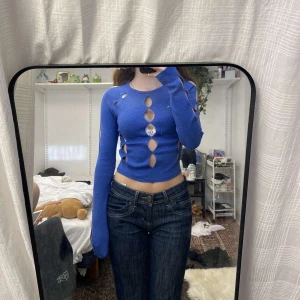 urban outfitters tröja  - oanvänd urban outfitters tröja köpt i ny i bra skick utan skador 💙 