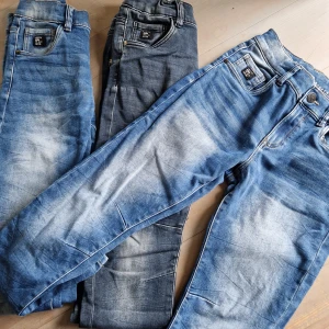 Barnjeans - Mjuka och sköna jogger-jeans från kappahl. Strl 152 Fint skick. Knappt använda. 