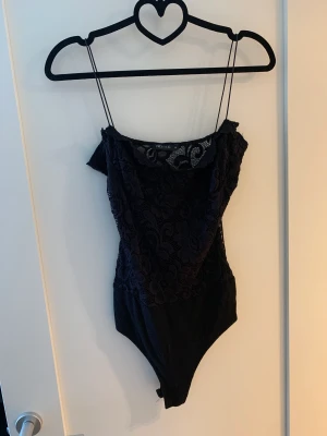 Spetsbody  - Nyskick