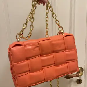 Orange väska, aldrig använd🧡