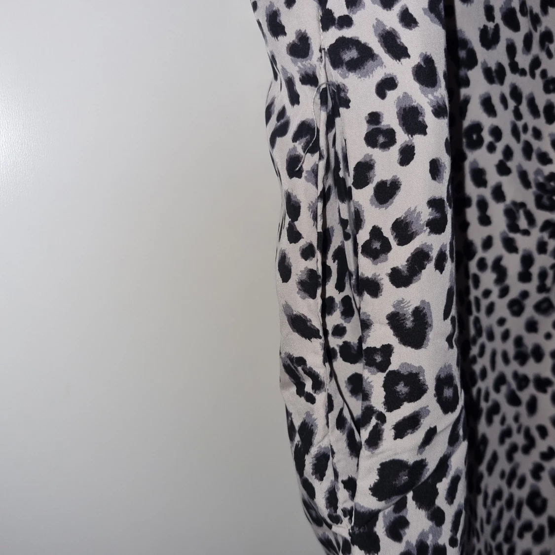 Leopardmönstrad klänning - 91