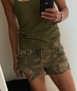 Ralph Laurent denim&supply jeansshorts - Kamouflage jeansshorts. Så coola. 