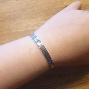 Silver armband - Silver armand i fint skick. Köpt i en smyckes butik. Nypris 399