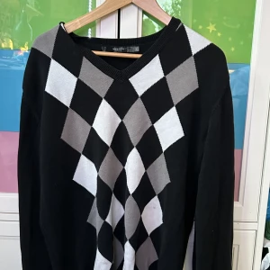 Tröja - Snygg tröja i storlek L 