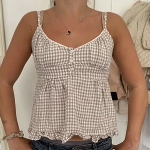 Söt topp - Säljer denna super söta topp💖💖