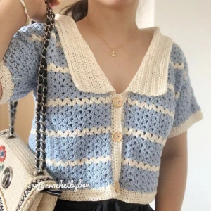 Virkad blus - Jag säljer min kära virkade blus då den inte kommer till användning längre. Den första bilden är lånad men den är likadan som min förutom att den har en annan färg. Priset går att diskuteras, hör av dig vid frågor! 💕