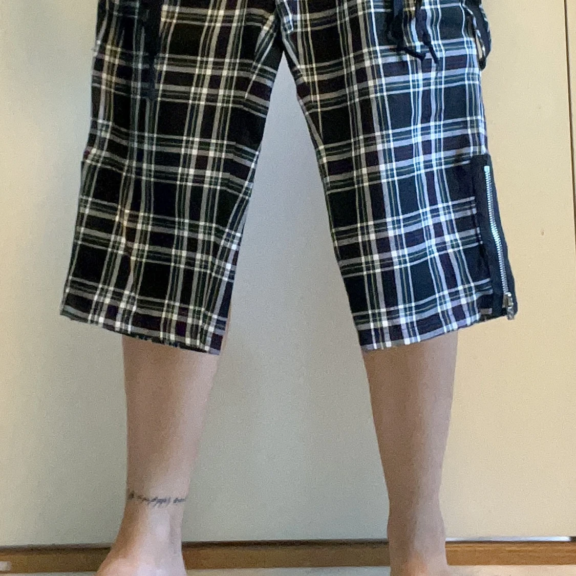 Rutiga kortbyxor/knäbyxor - 91