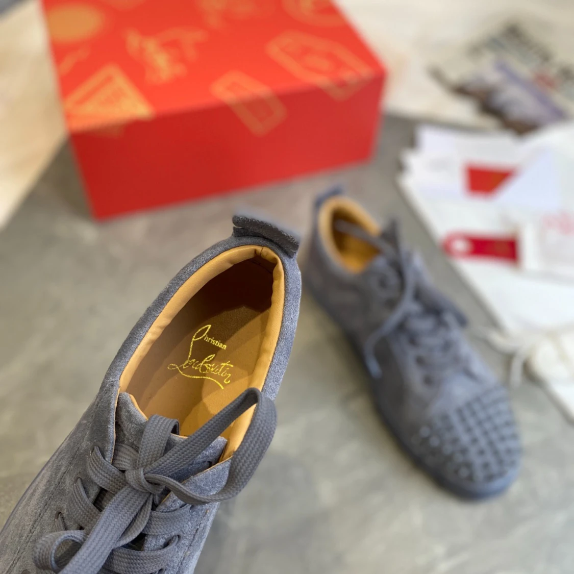 Christian Louboutin  - 91