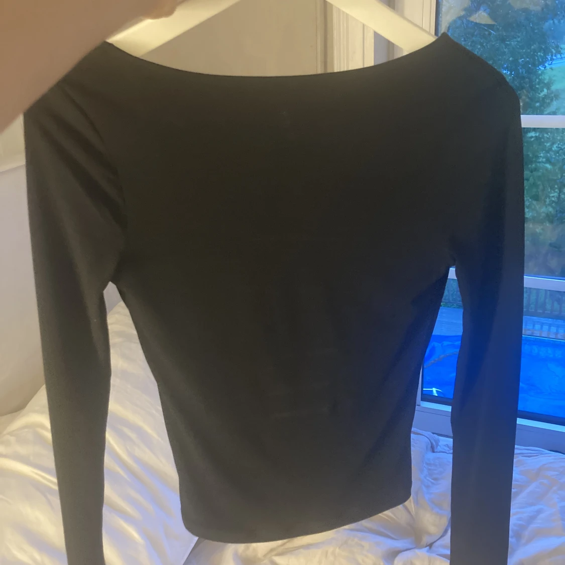 Tröja med öppen rygg - 91