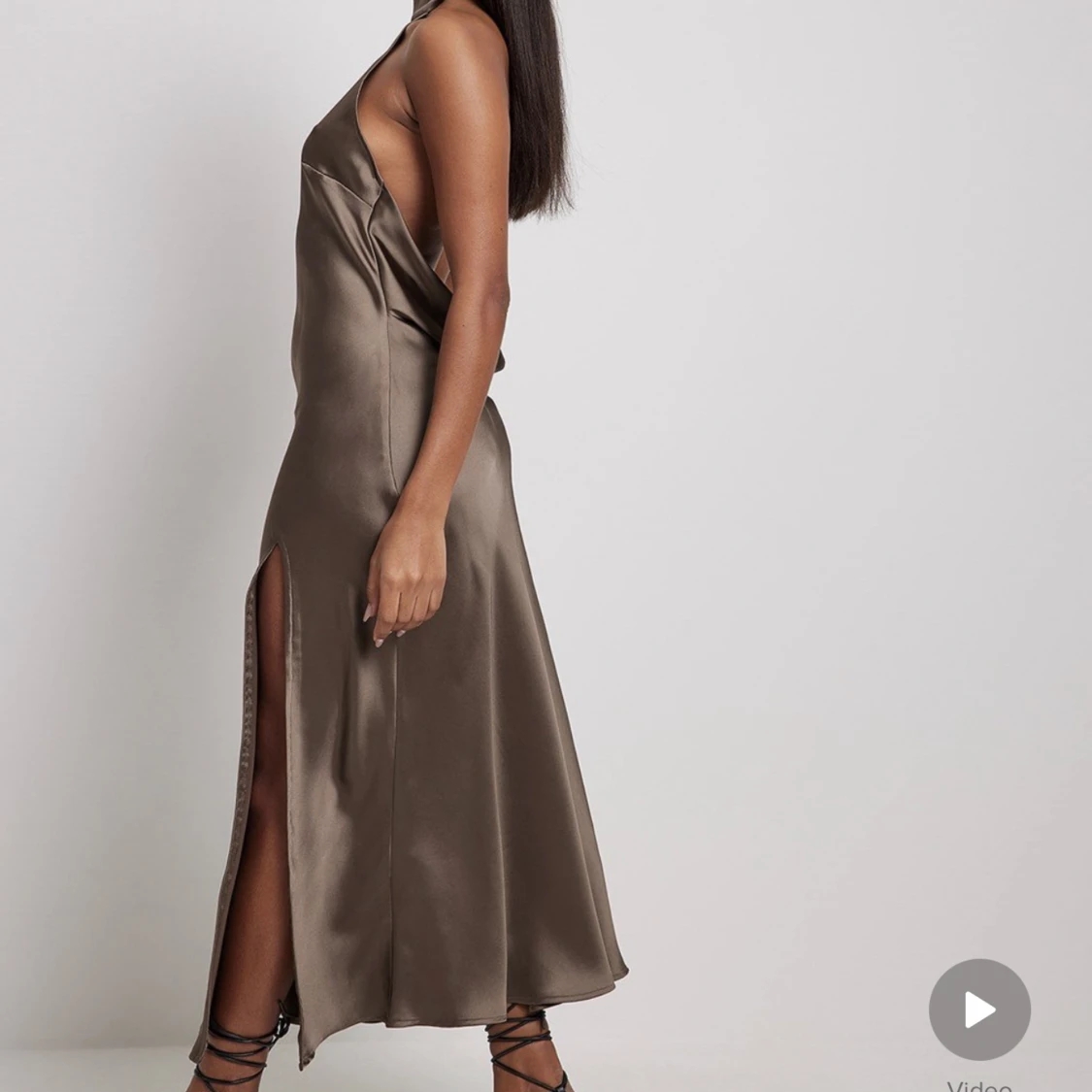 Satin klänning  - 91