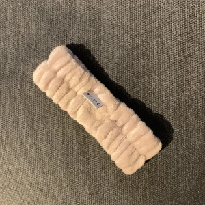 Hårband  - Hårband från Lyko 