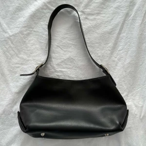 Väska - Svart väska