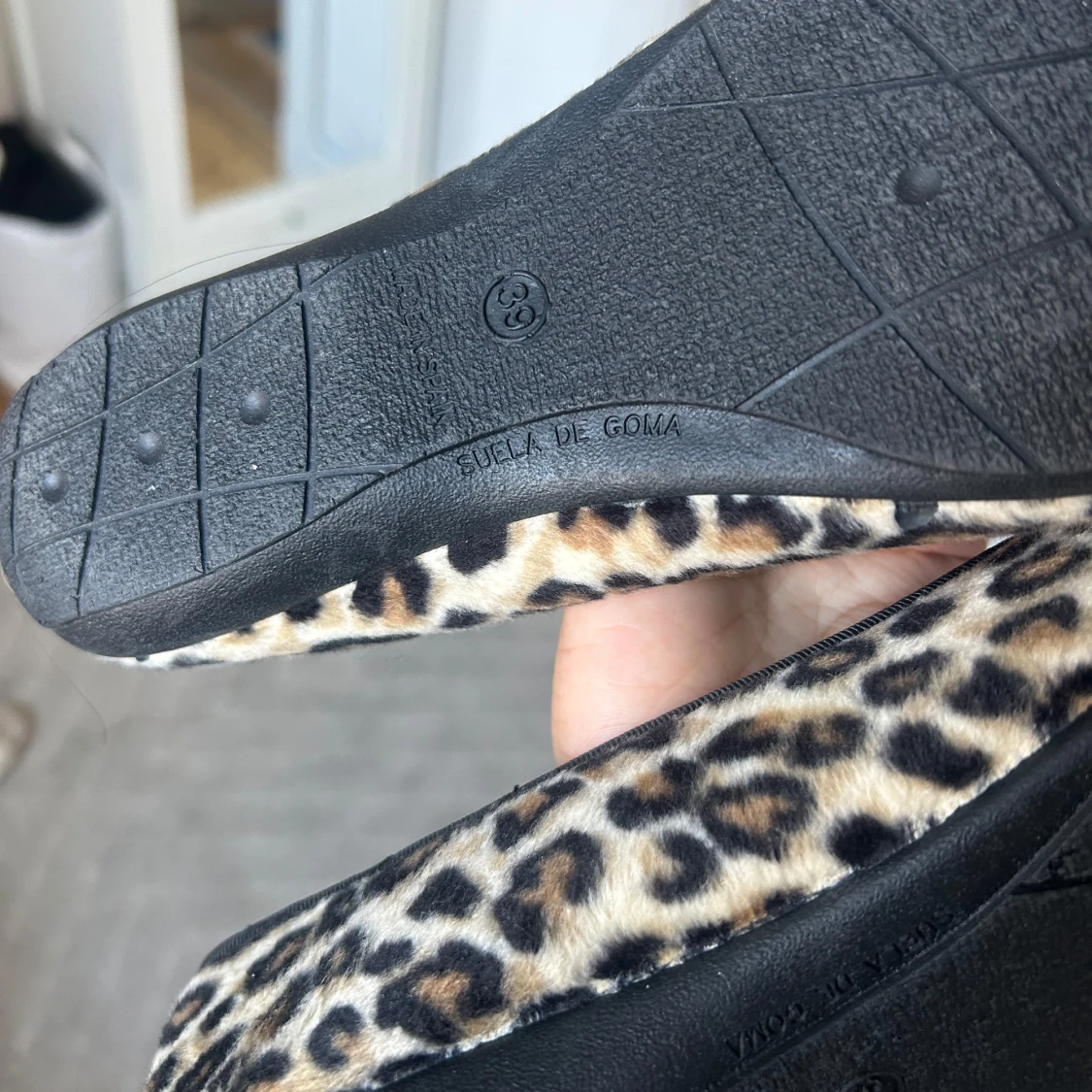 Leopardmönstrade ballerinaskor från Polecat - 3