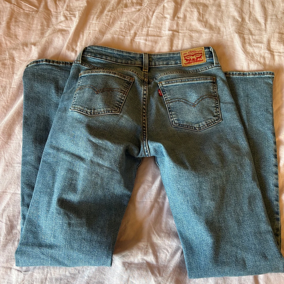 Levis 501 blå jeansbyxor bootcut - 1