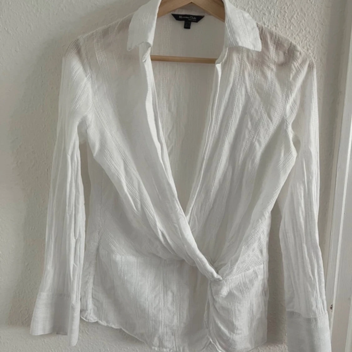 Vit omlottblus från Massimo Dutti - 3