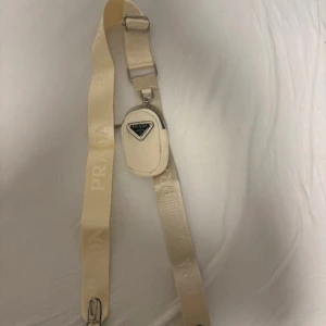 Axelrem - Beige Axelrem passar olika väskor💕Justerbart!