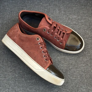 Lanvin Skor | 41 - Lanvin Dbb1 Sneakers | Storlek 6, passar 41 | Endast skorna ingår | INGA BYTEN | Fraktar spårbart eller möts upp i Täby