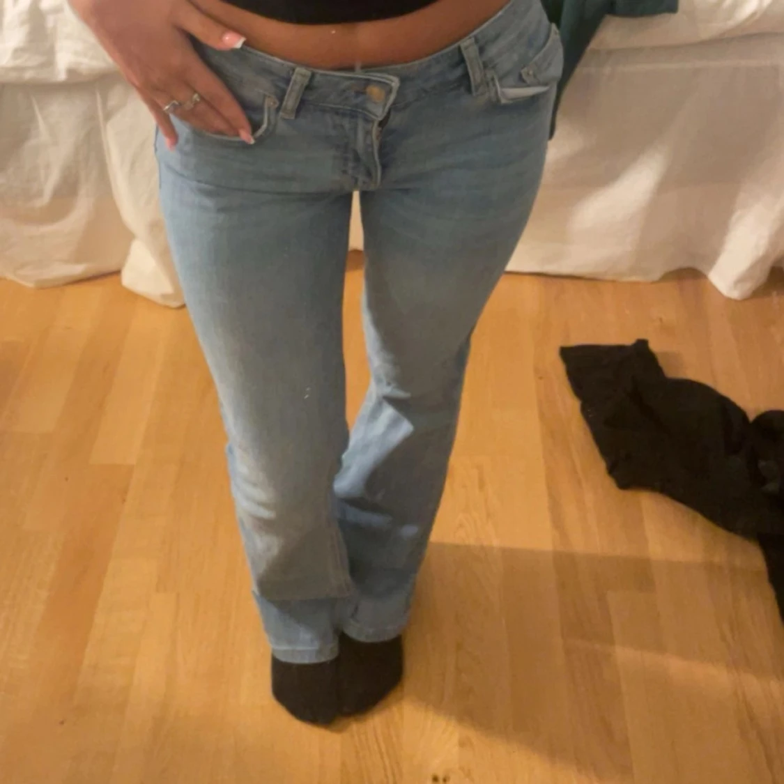 Blå bootcut jeans