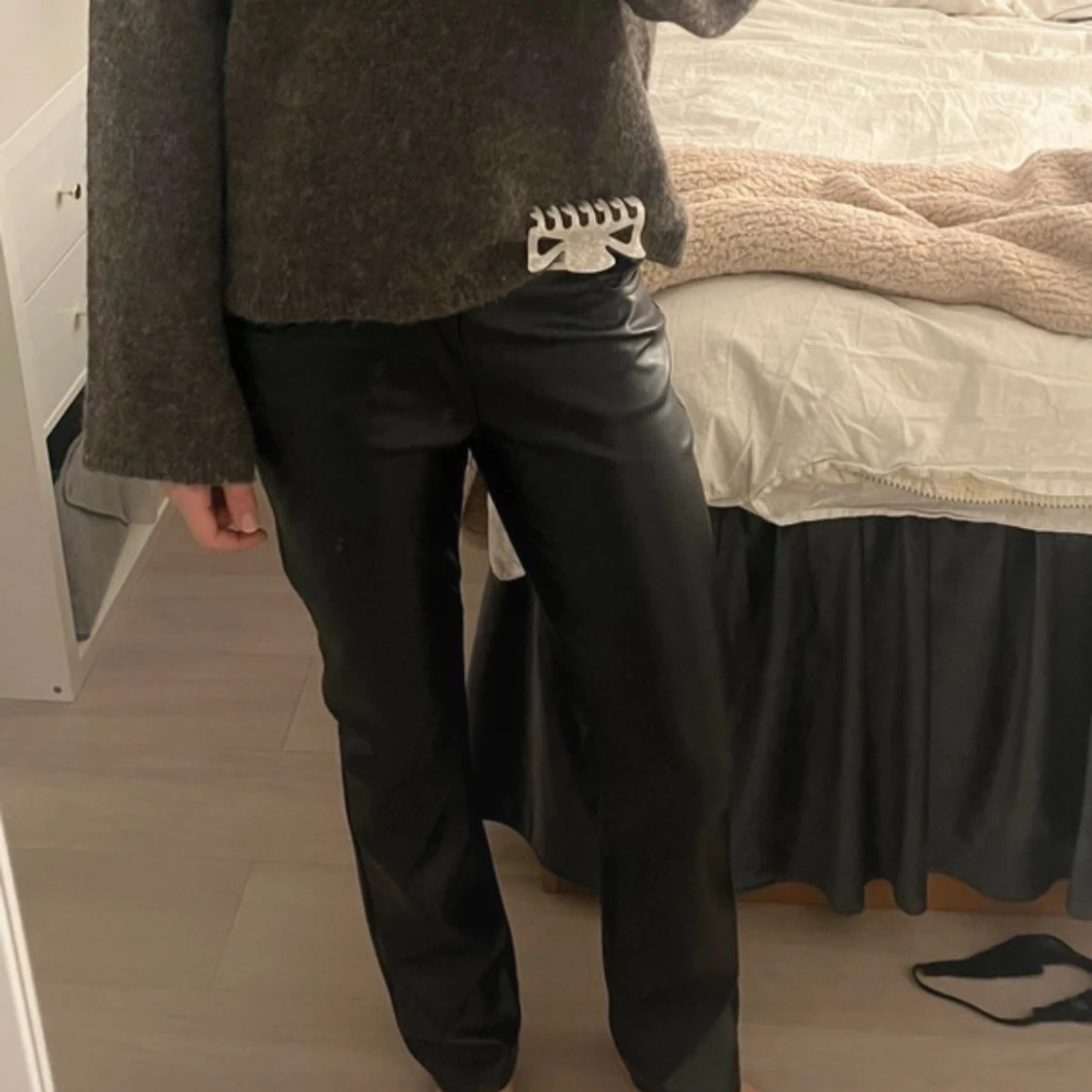 Skinnbyxor från bik bok