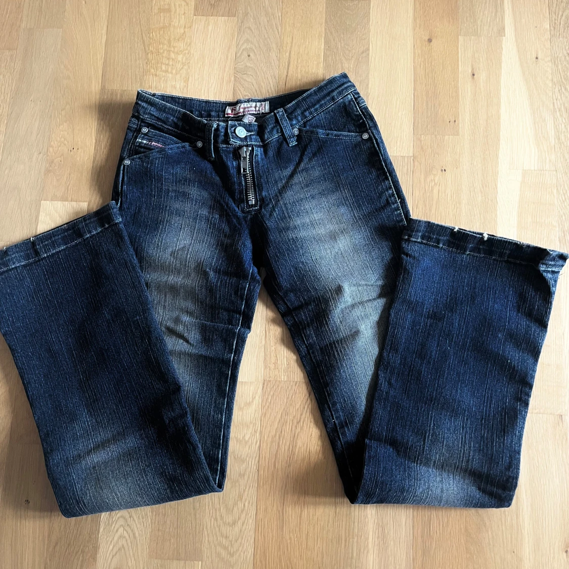 Mörkblå jeans från Forbidden - 1