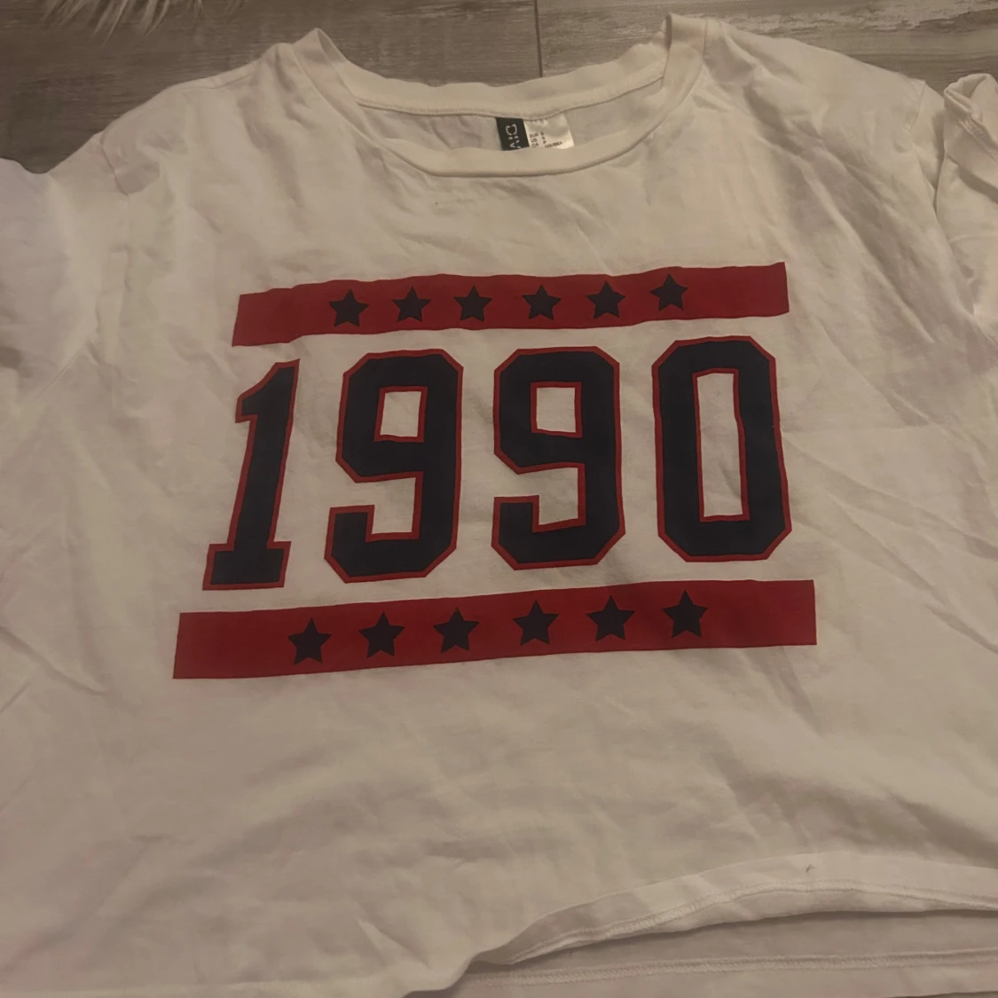 Vit t-shirt 1990 från Divided