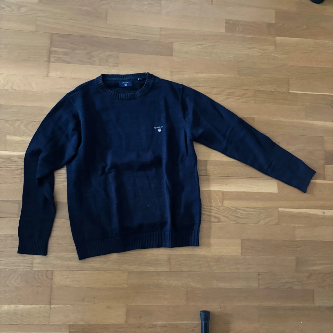 Mörkblå stickad tröja från Gant